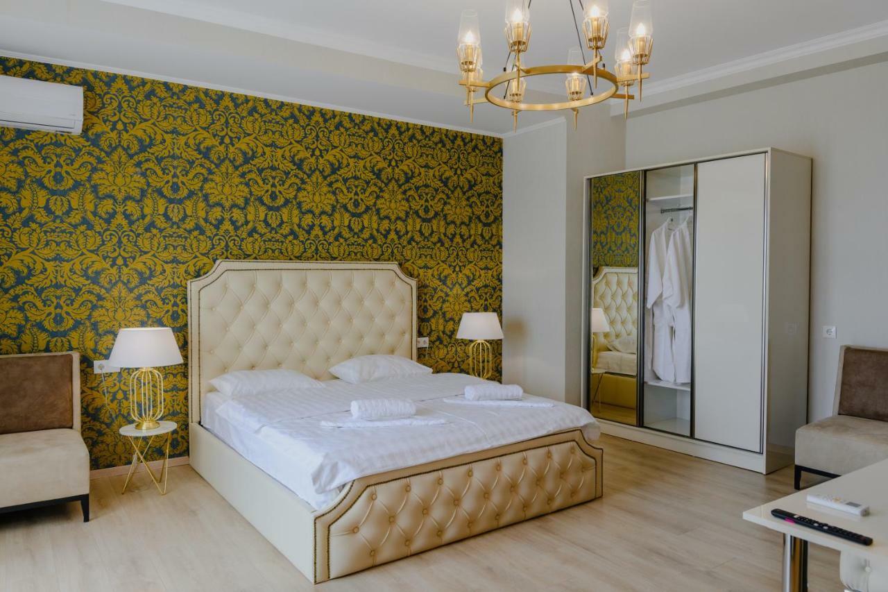 Golden Globe Boutique Hotel Tiflis Dış mekan fotoğraf